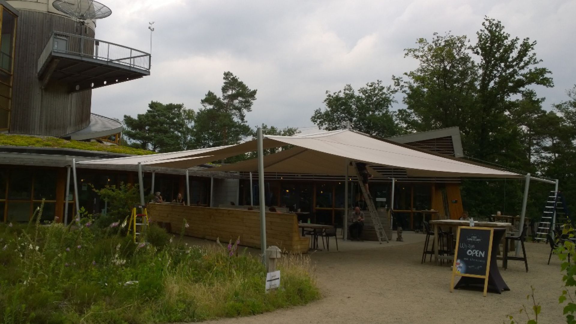 4 delig gemotoriseerd zonnezeil Nijverdal