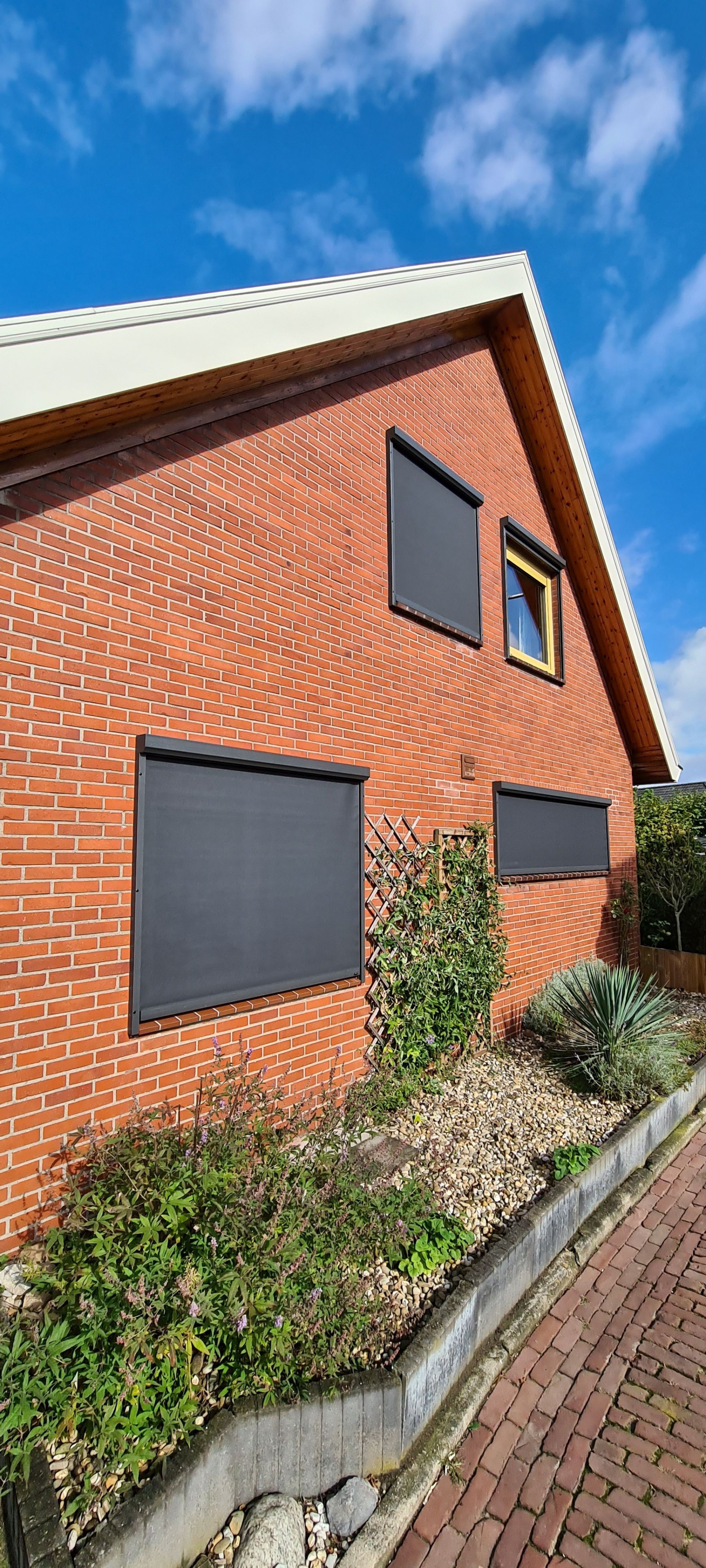 Sunmaster screens te Delden